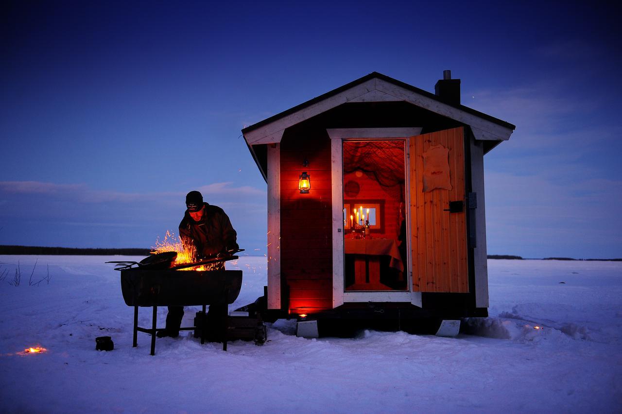 Pine Bay Lodge Person エクステリア 写真